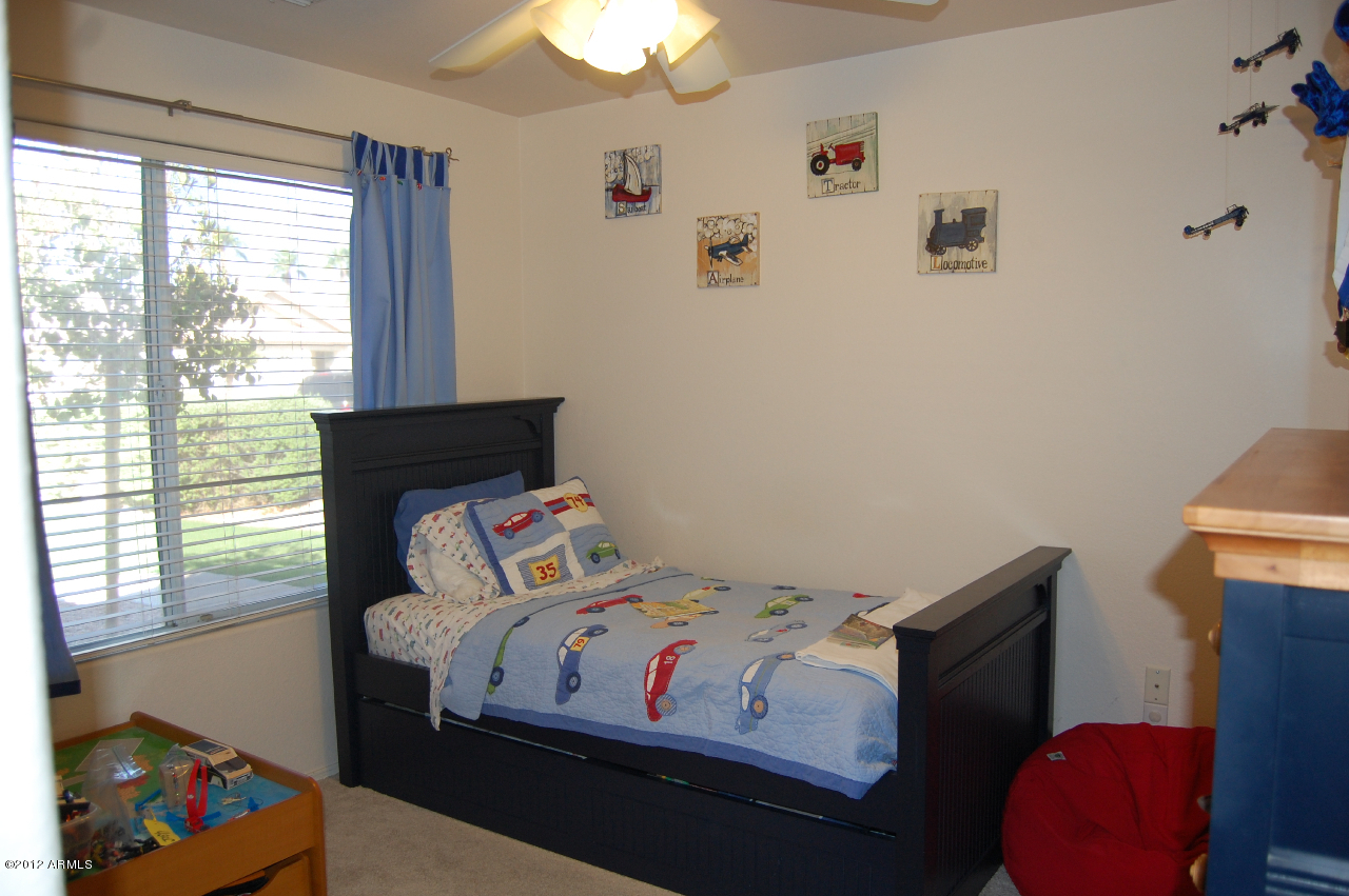 207 West Del Rio Street Gilbert, AZ 85233 - Photo 12 of 16 Secondary Bedroom