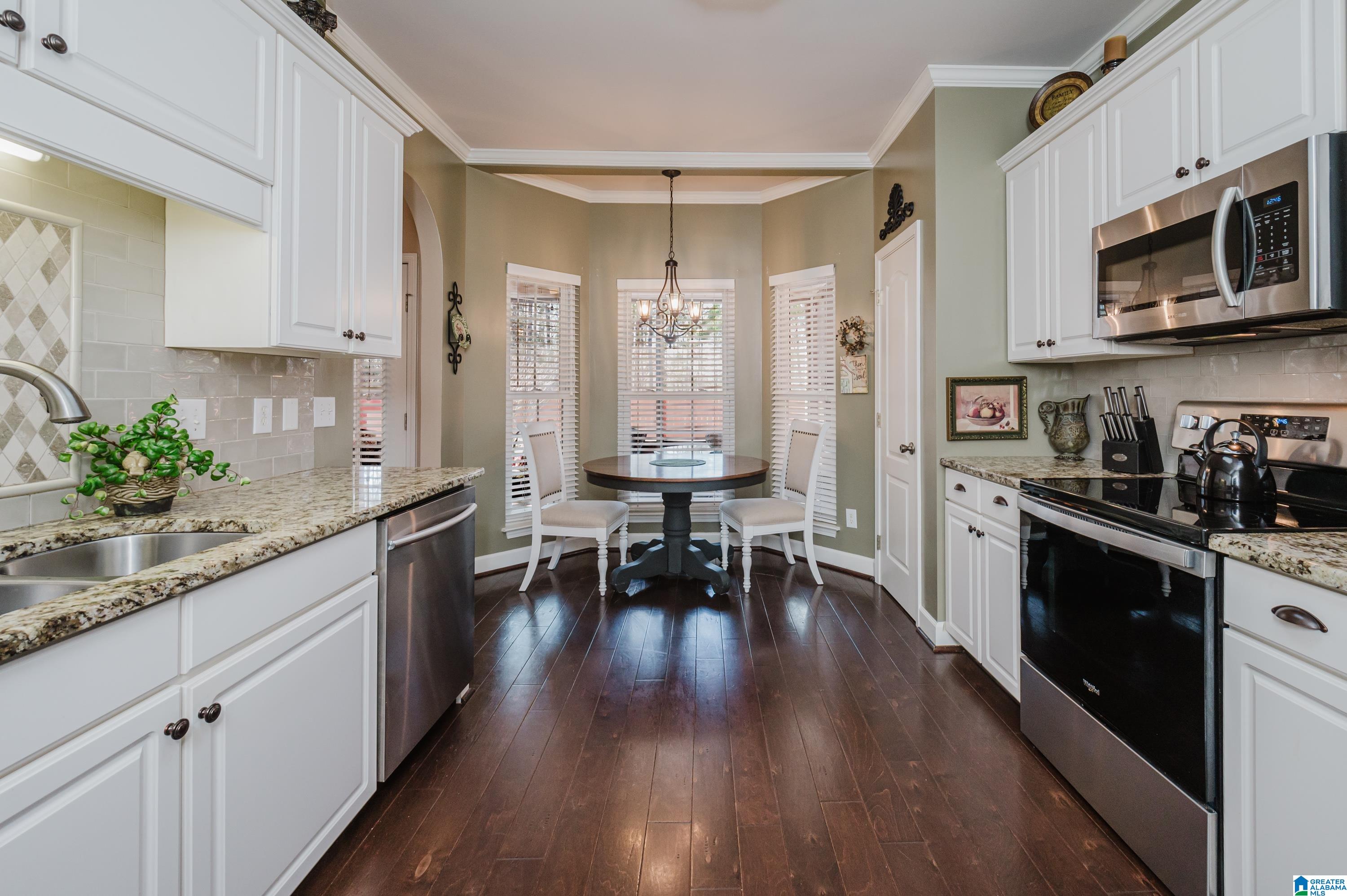 205 Wixford Way Alabaster, AL 35007 - Photo 15 of 47