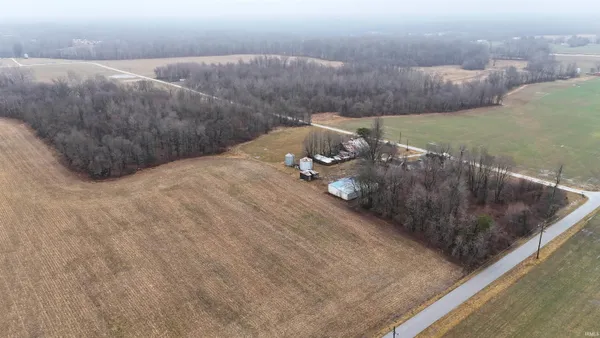 $200,000 | 8545 East County Road 475 North, Poland, IN 47868