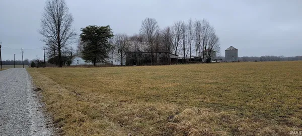 $200,000 | 8545 East County Road 475 North, Poland, IN 47868