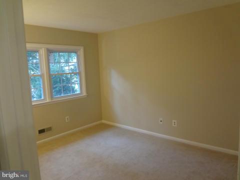 2 Center Road, Unit B4 Towson, MD 21286 - Photo 8 of 12 Bedroom #1