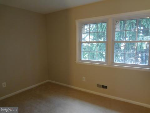 2 Center Road, Unit B4 Towson, MD 21286 - Photo 9 of 12 Bedroom #2