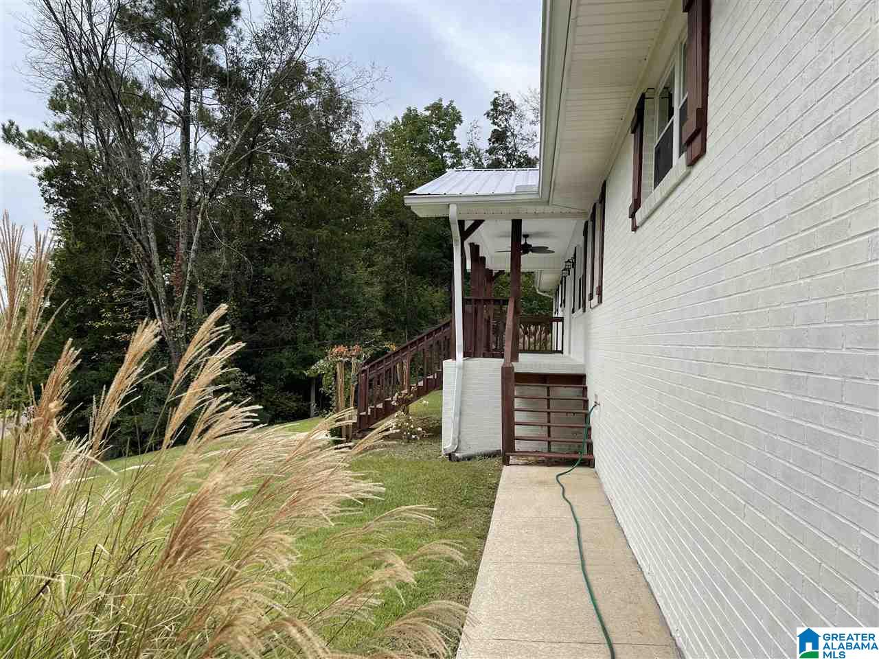 902 4th Avenue East Oneonta, AL 35121 - Photo 5 of 47