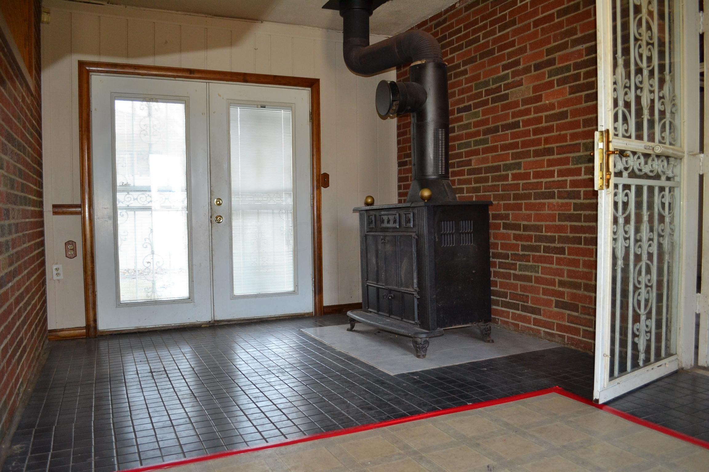 870 Stockbridge Road Columbus, OH 43207 - Photo 5 of 11 Gallery Image 5