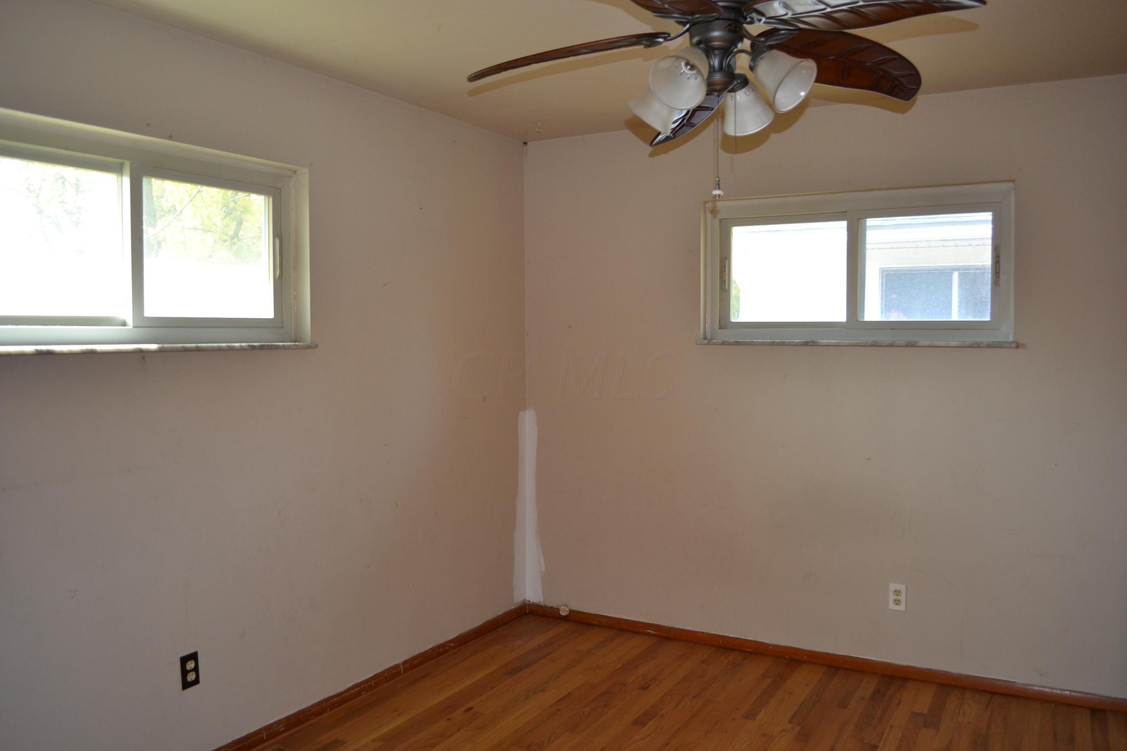 870 Stockbridge Road Columbus, OH 43207 - Photo 8 of 11 Gallery Image 8