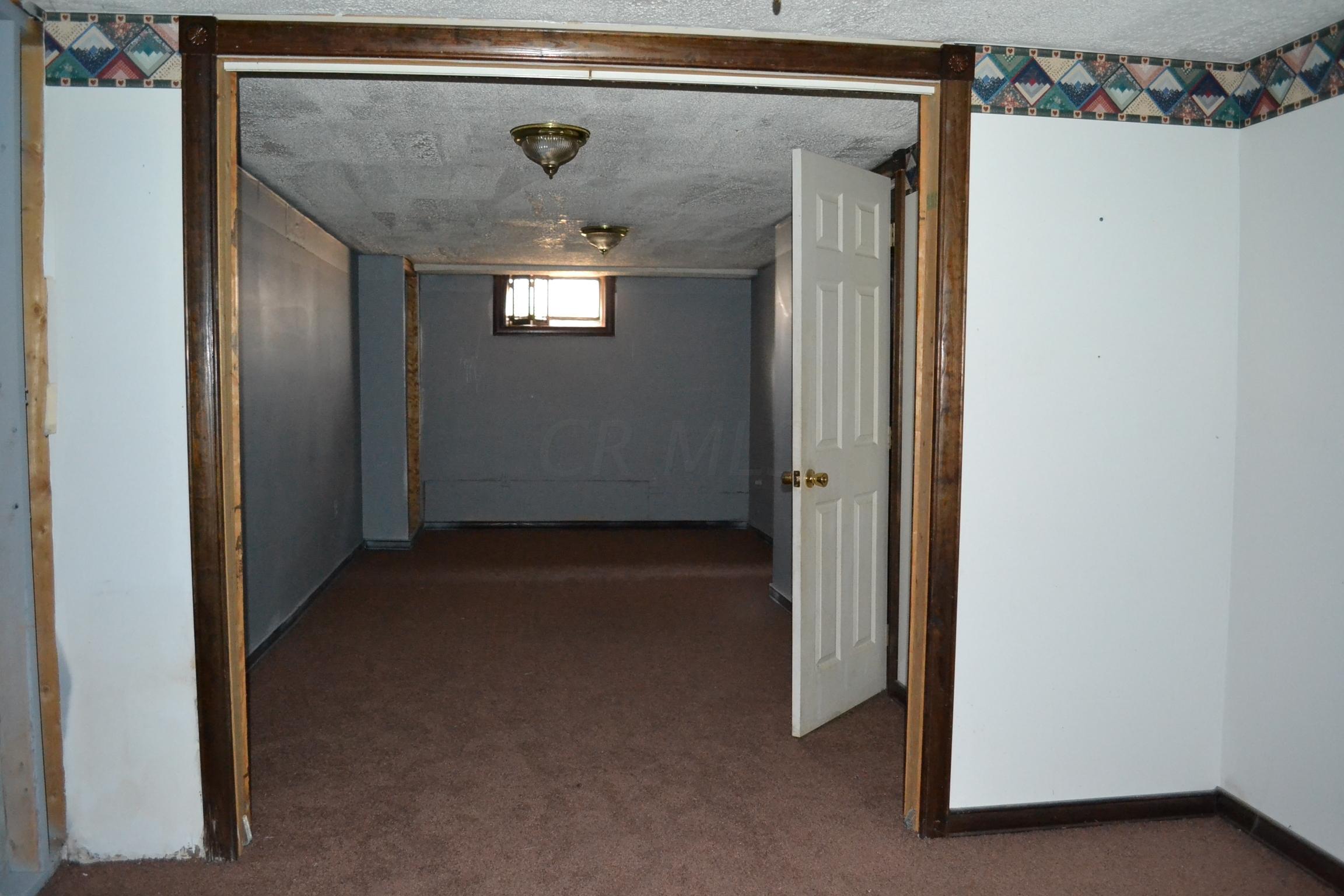870 Stockbridge Road Columbus, OH 43207 - Photo 9 of 11 Gallery Image 9
