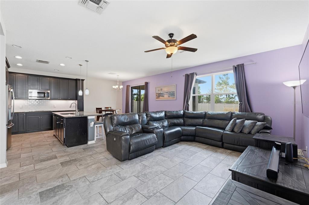 19720 Long Lake Ranch Boulevard Lutz, FL 33558 - Photo 11 of 52