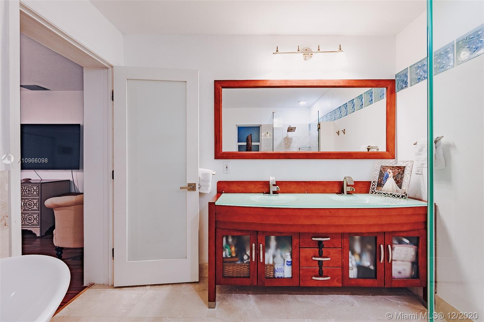 3615 Solana Road Coconut Grove, FL 33133 - Photo 15 of 28 Gallery Image 15