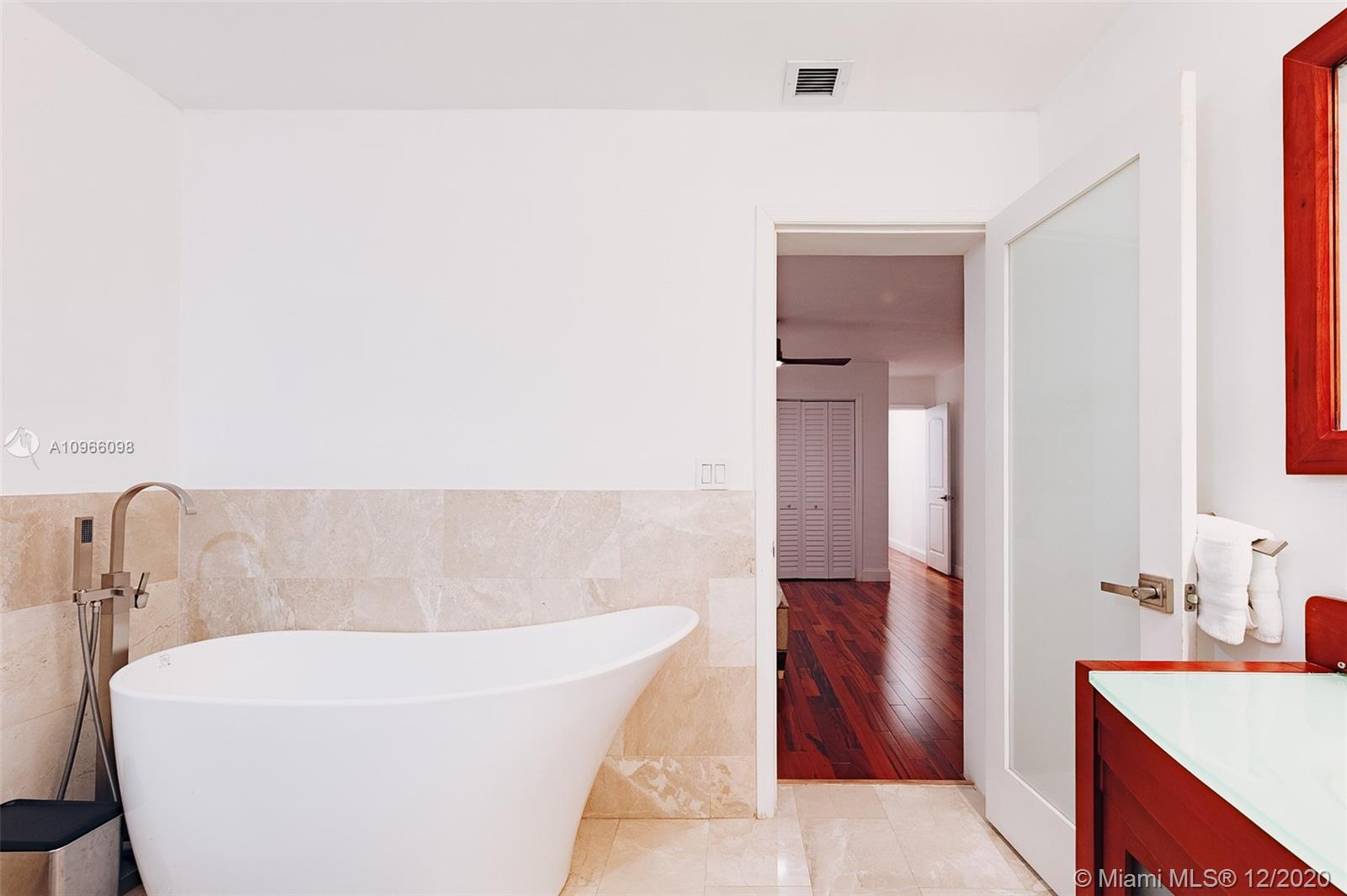 3615 Solana Road Coconut Grove, FL 33133 - Photo 17 of 28 Gallery Image 17