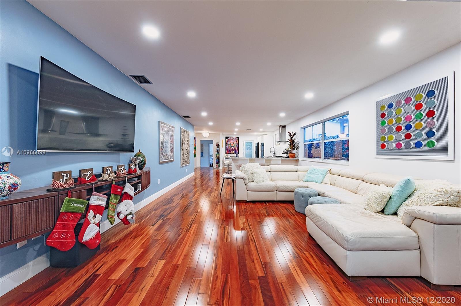3615 Solana Road Coconut Grove, FL 33133 - Photo 4 of 28 Gallery Image 4