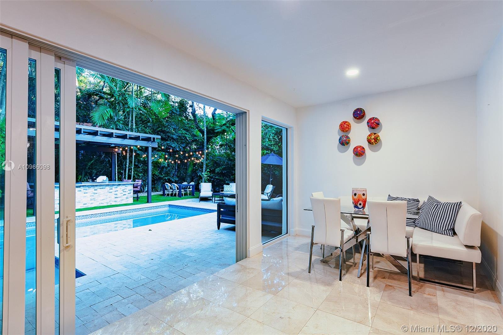 3615 Solana Road Coconut Grove, FL 33133 - Photo 5 of 28 Gallery Image 5