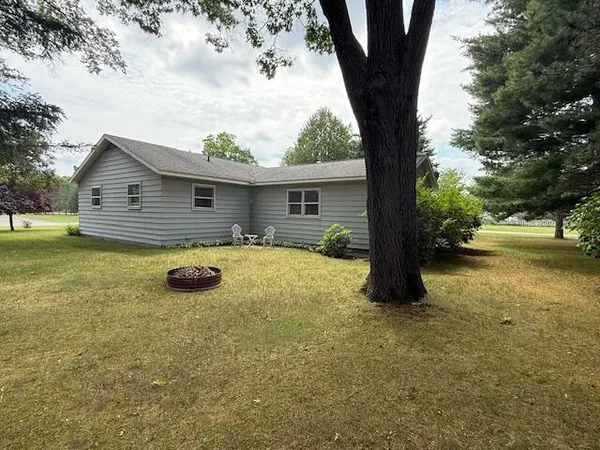 $215,000 | 1403 Swain Street, White Cloud, MI 49349
