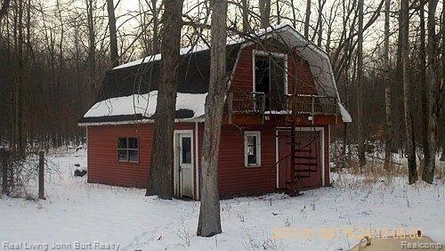 5535 Havens Road Leonard, MI 48367 - Photo 3 of 9 Havens - 001.jpg