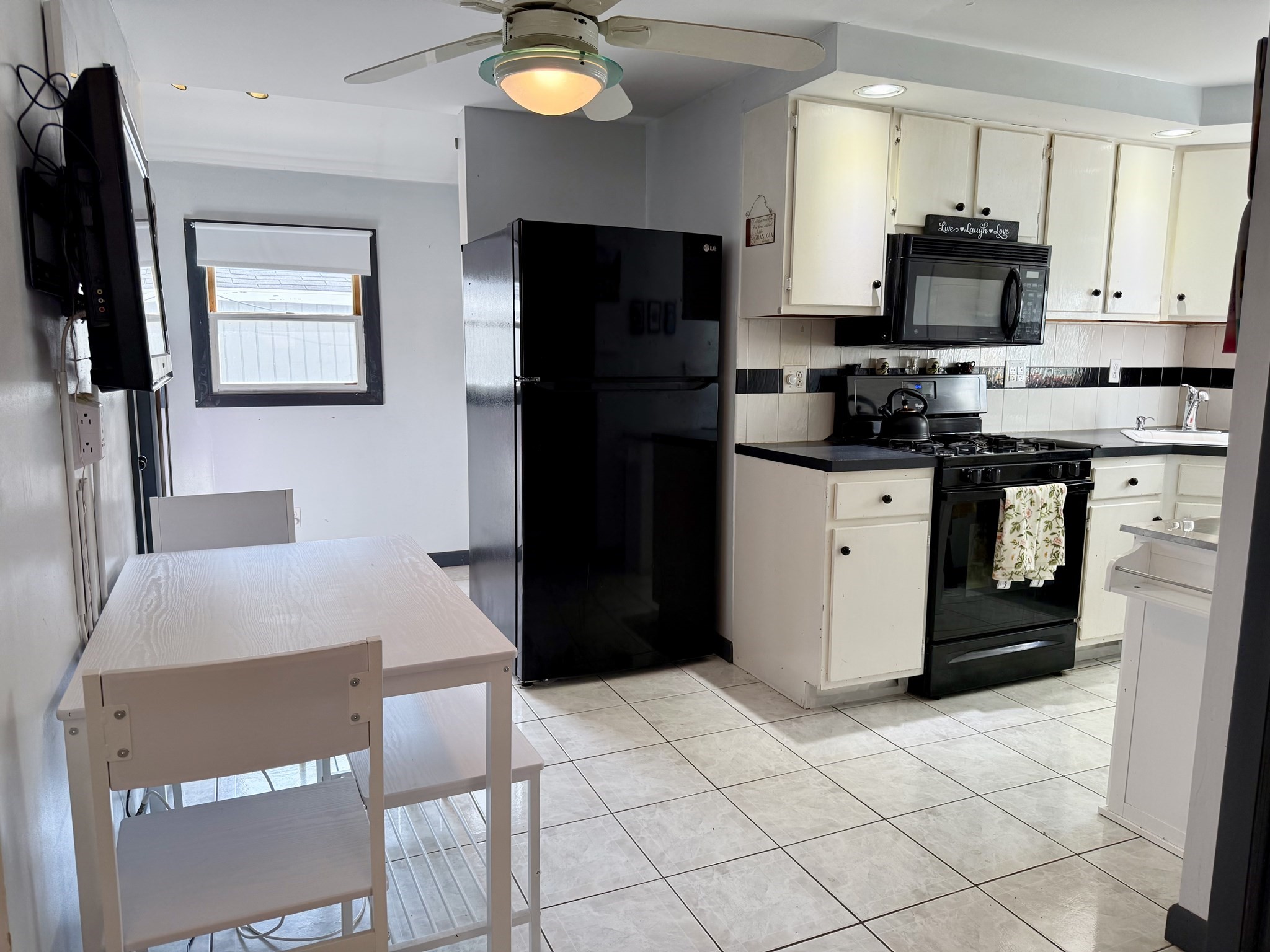 25 Union Street Woburn, MA 01801 - Photo 4 of 16 Gallery Image 4