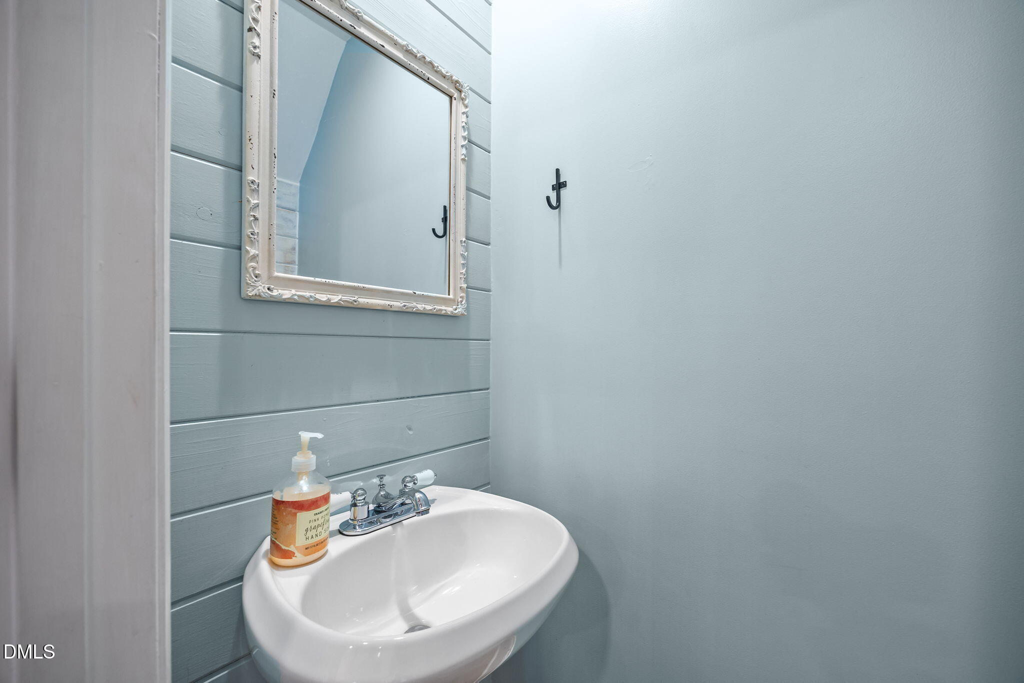 106 West Graham Street Mebane, NC 27302 - Photo 15 of 32 106 graham 30