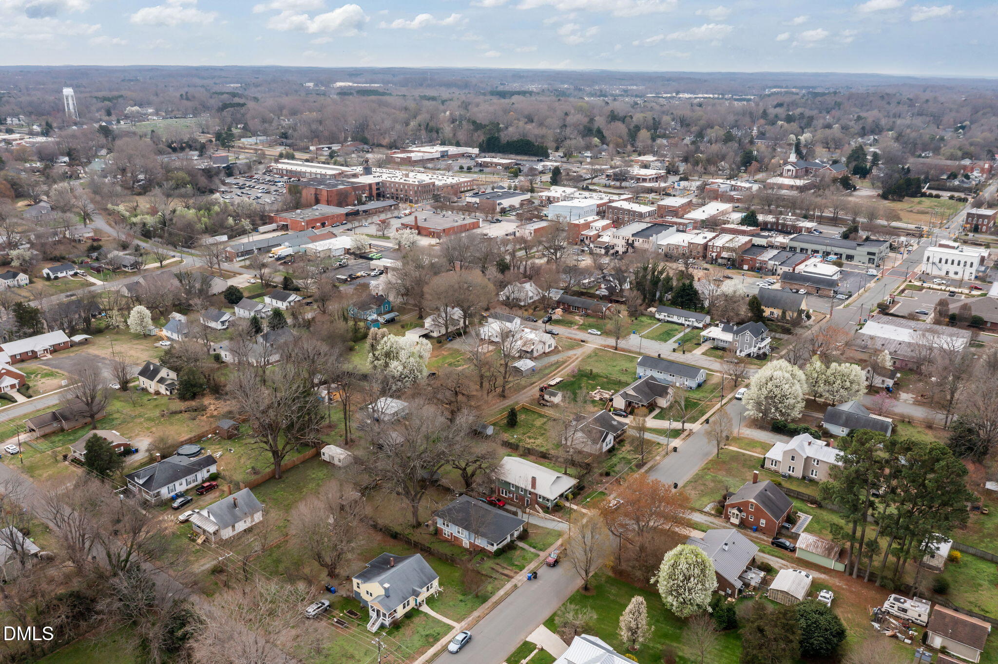 106 West Graham Street Mebane, NC 27302 - Photo 27 of 32 106 grahma 37