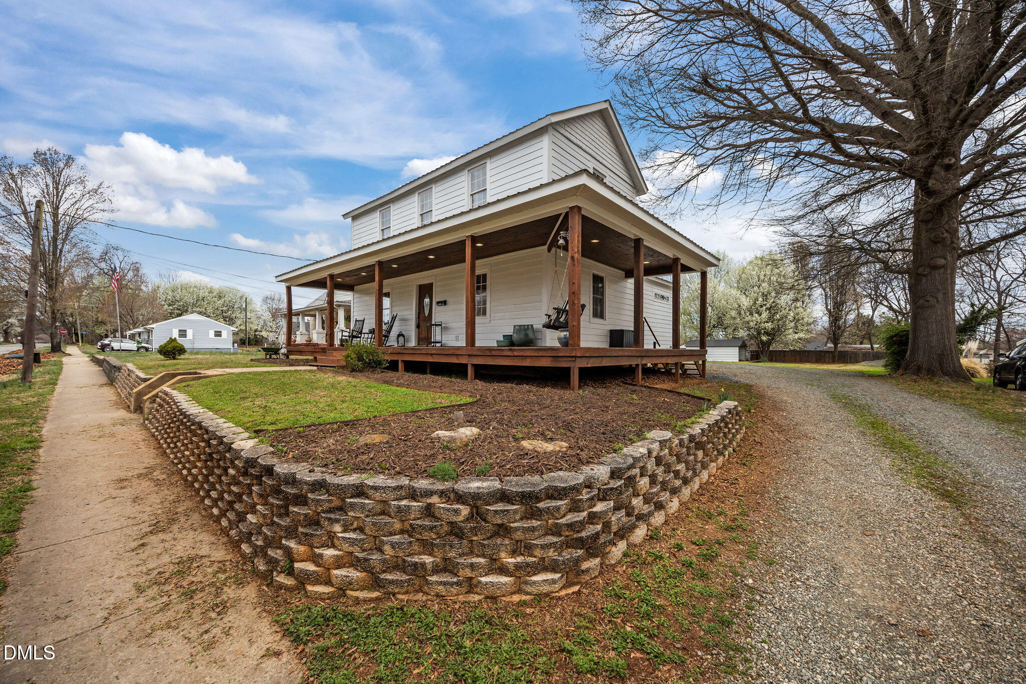 106 West Graham Street Mebane, NC 27302 - Photo 2 of 32 106 graham st 3