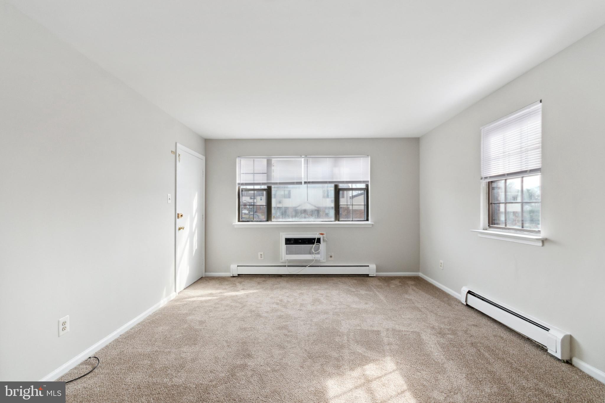 26 Thomas Road Aston, PA 19014 - Photo 4 of 10