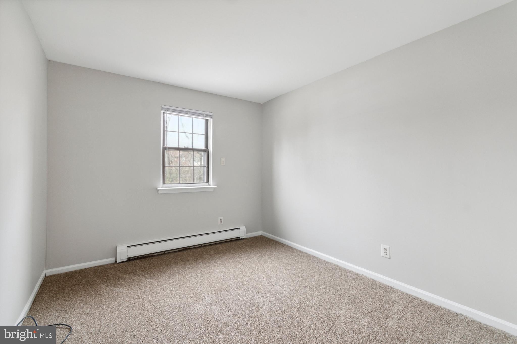 26 Thomas Road Aston, PA 19014 - Photo 7 of 10