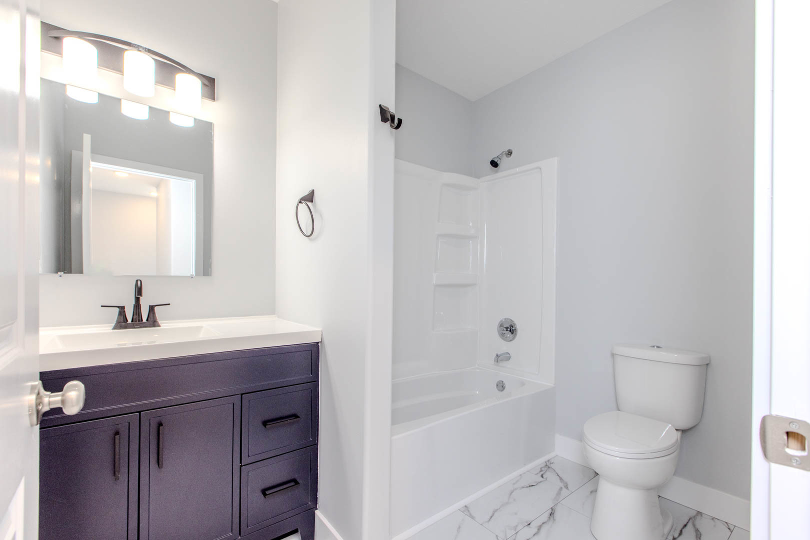 305 East Chestnut Street Hudson, IL 61748 - Photo 16 of 24