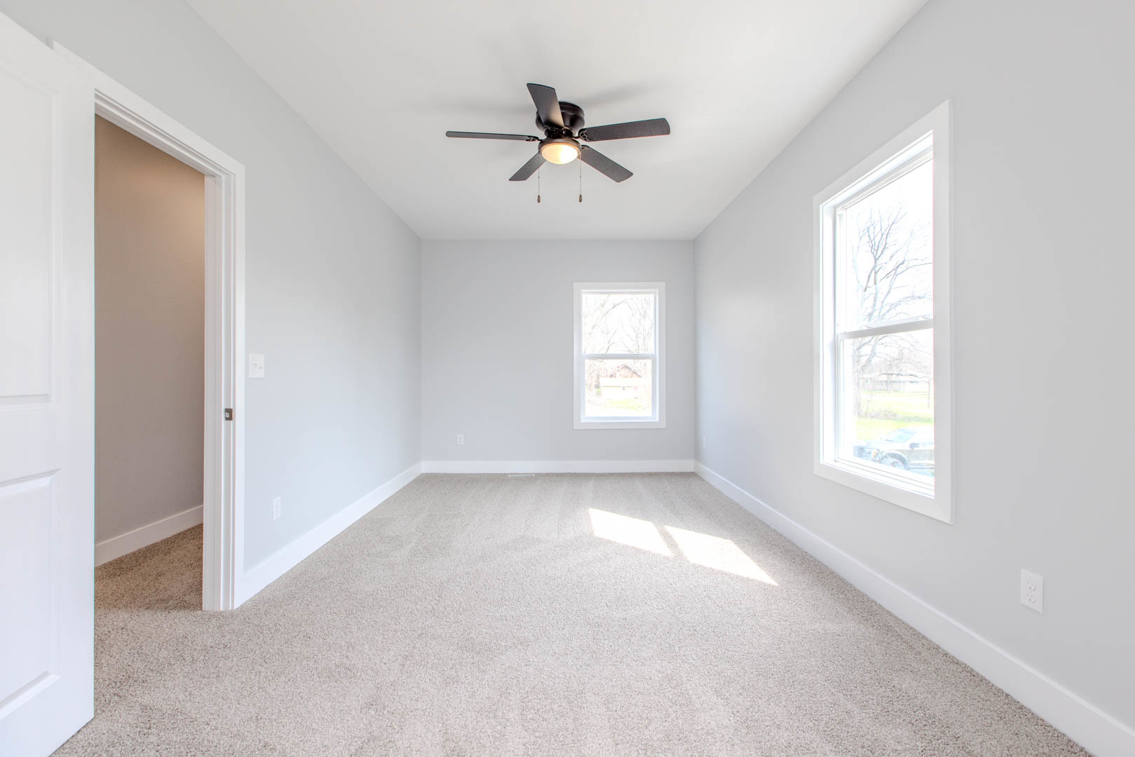 305 East Chestnut Street Hudson, IL 61748 - Photo 17 of 24