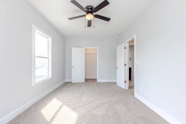 $225,000 | 305 East Chestnut Street, Hudson, IL 61748