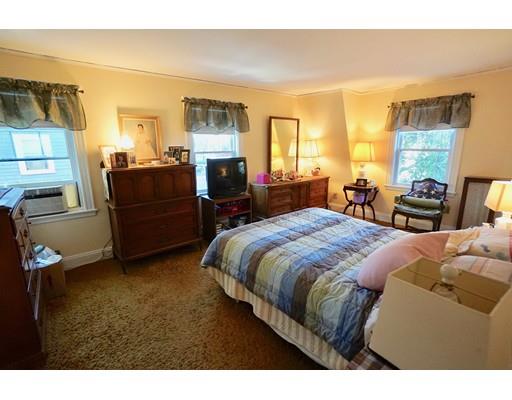 176 Aspen Road Swampscott, MA 01907 - Photo 8 of 13 Gallery Image 8