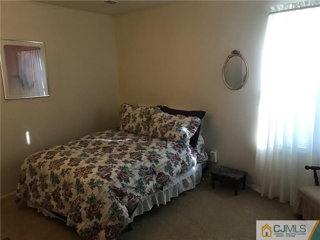 56 Woodbury Road Edison, NJ 08820 - Photo 5 of 7 Gallery Image 5