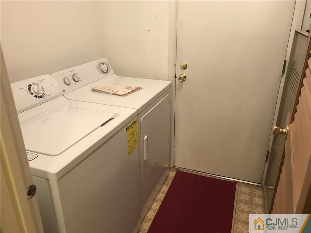 56 Woodbury Road Edison, NJ 08820 - Photo 7 of 7 Gallery Image 7