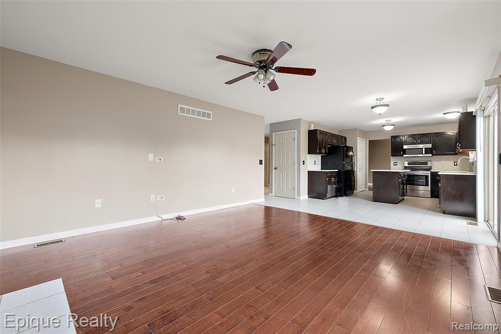 22480 Streamside Drive Macomb, MI 48044 - Photo 57 of 68 Gallery Image 57