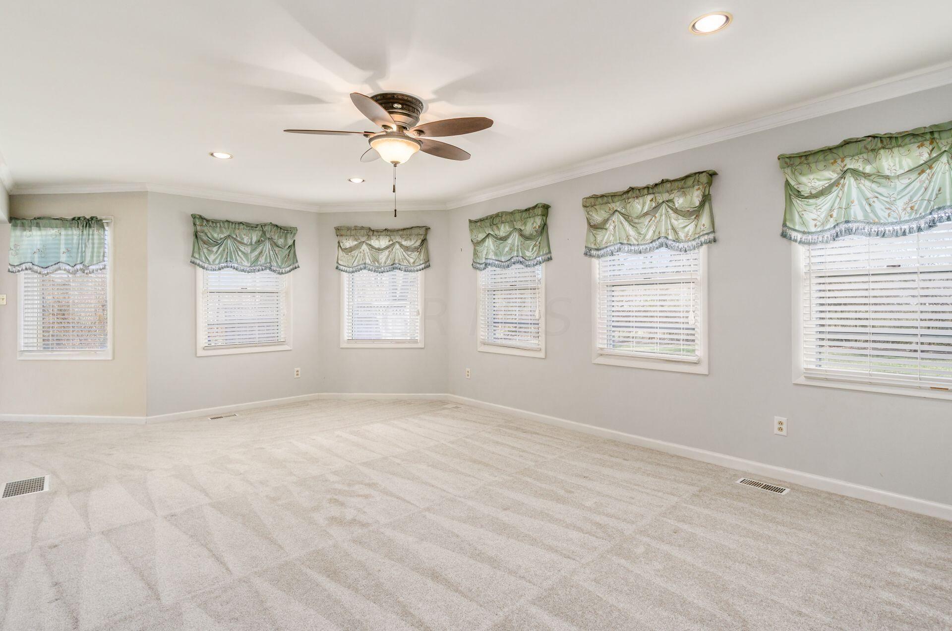 2456 Middlesex Road Columbus, OH 43220 - Photo 16 of 39 Middlesex - 18