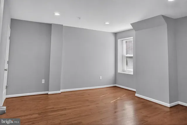 $5,000 | 2917 13th Street Northwest, Washington, DC 20009