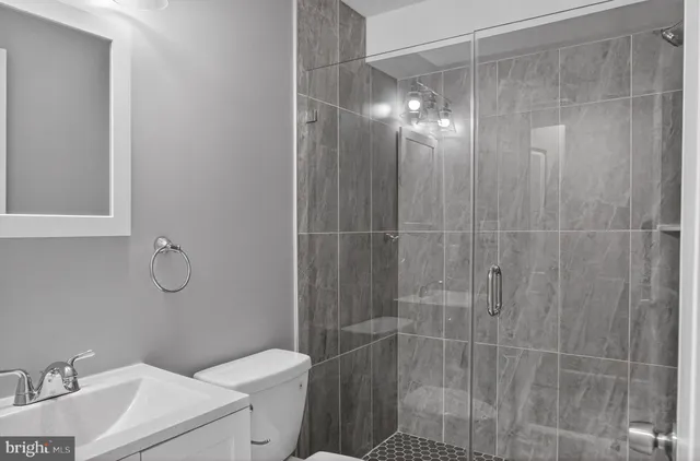 $5,000 | 2917 13th Street Northwest, Washington, DC 20009