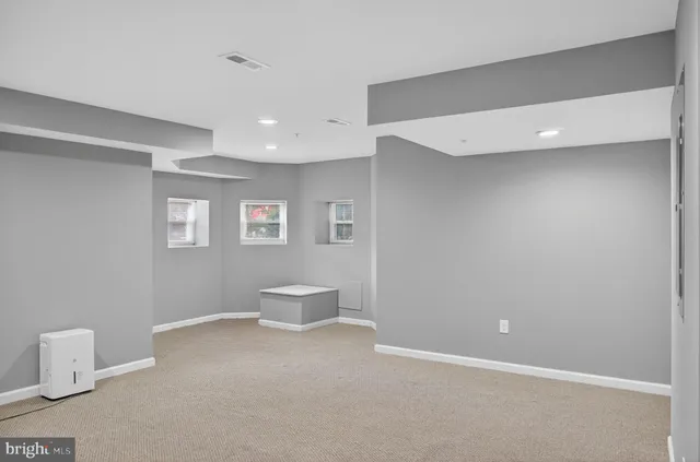 $5,000 | 2917 13th Street Northwest, Washington, DC 20009