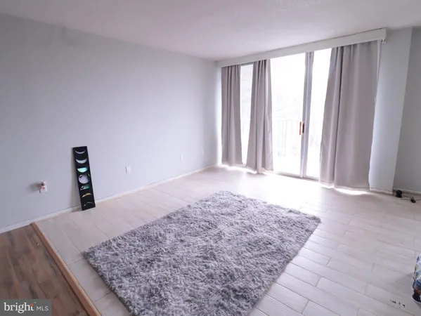 $1,450 | 2059 Huntington Avenue, Unit 702, Alexandria, VA 22303