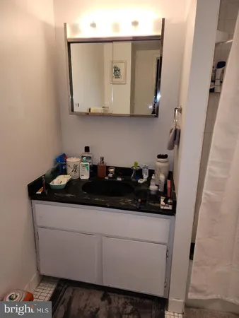 $1,450 | 2059 Huntington Avenue, Unit 702, Alexandria, VA 22303