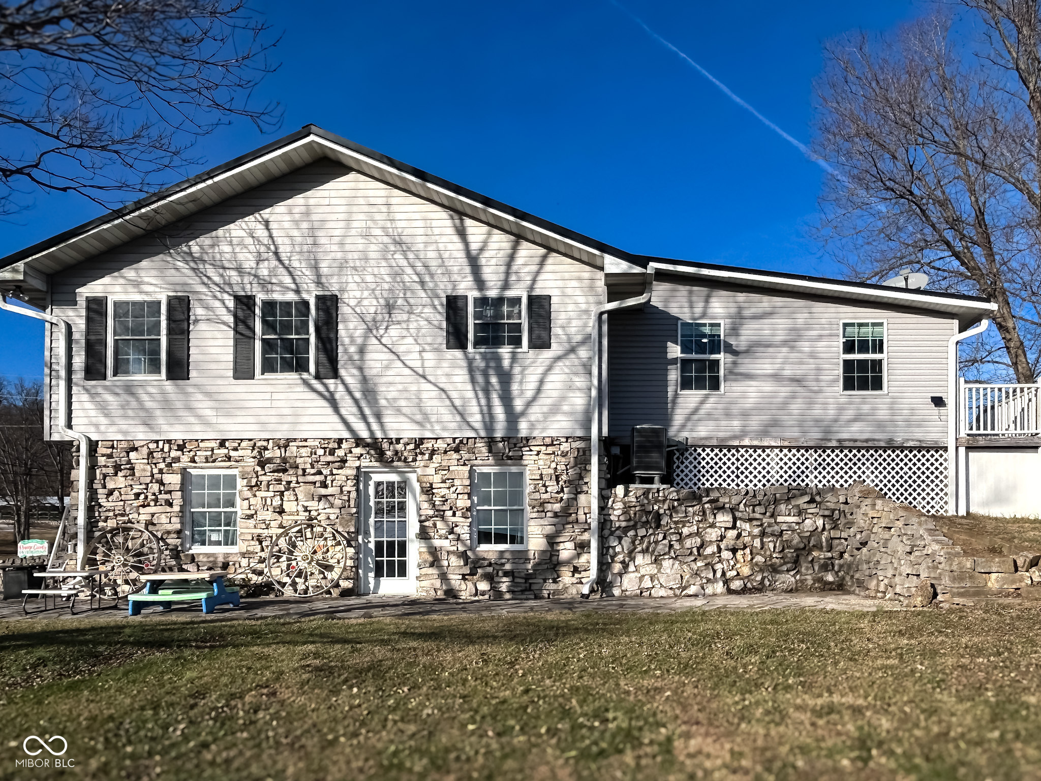 1058 Sandy Hook Road Paoli, IN 47454 - Photo 5 of 28