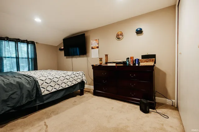 $249,900 | 7601 Eichele Drive, Evansville, IN 47712