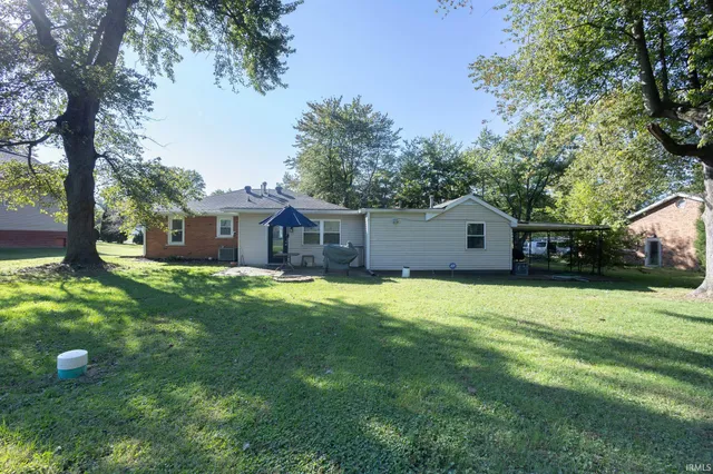 $249,900 | 7601 Eichele Drive, Evansville, IN 47712