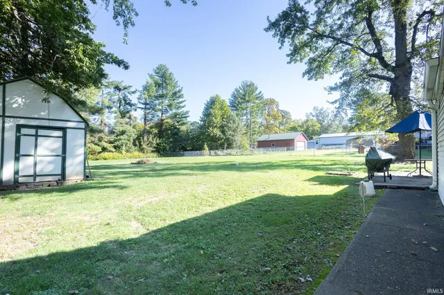 $249,900 | 7601 Eichele Drive, Evansville, IN 47712