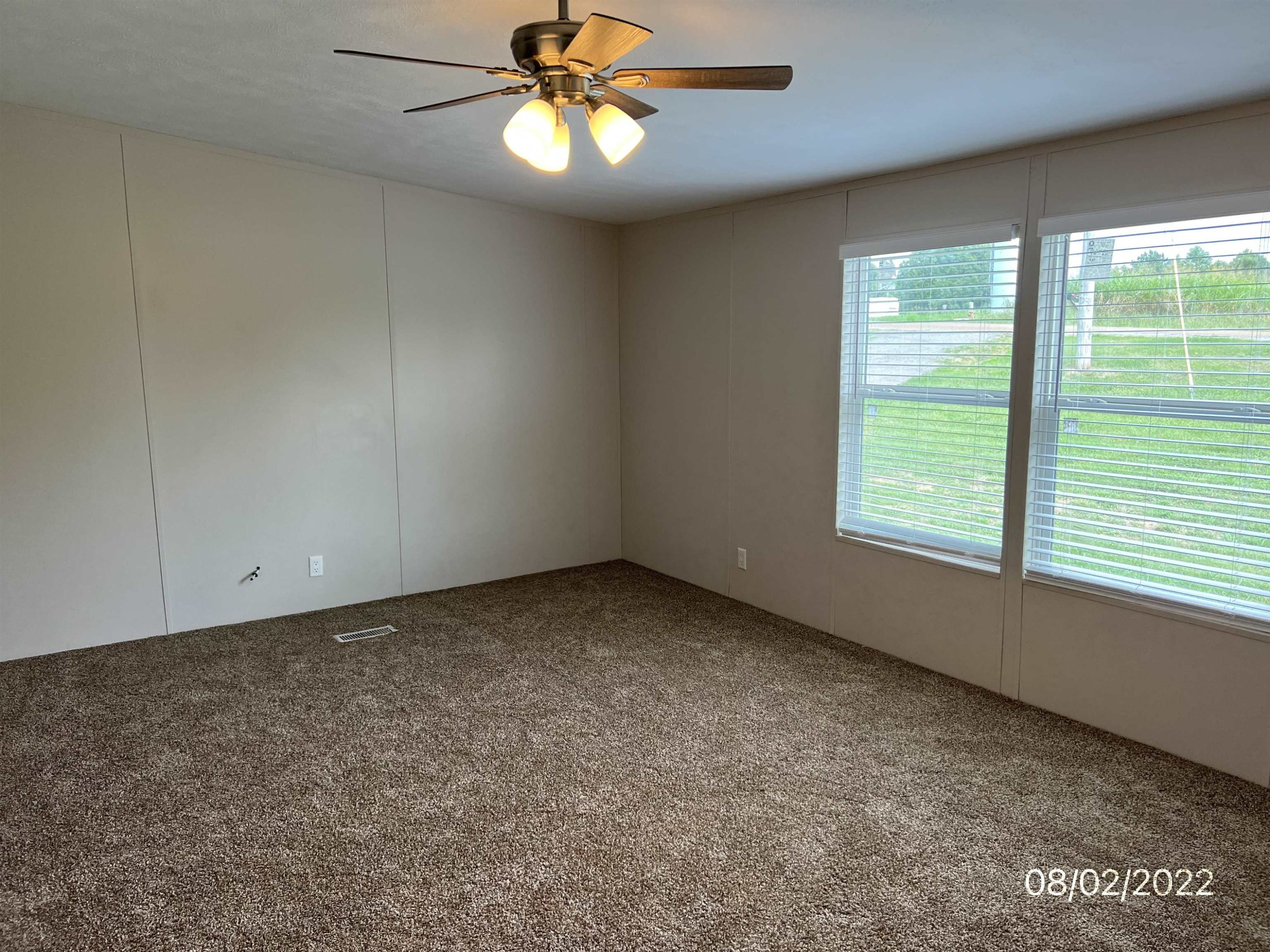 598 Key Road Troy, TN 38260 - Photo 21 of 25 an empty room with a window