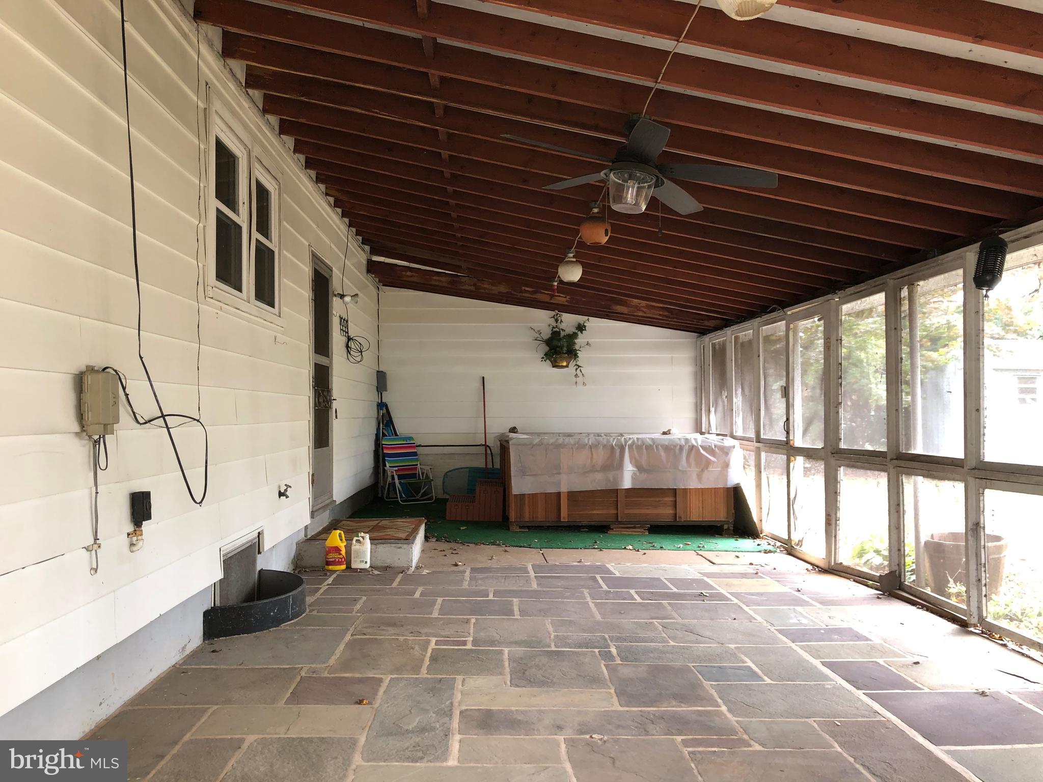 2122 Bernville Road Reading, PA 19601 - Photo 15 of 17