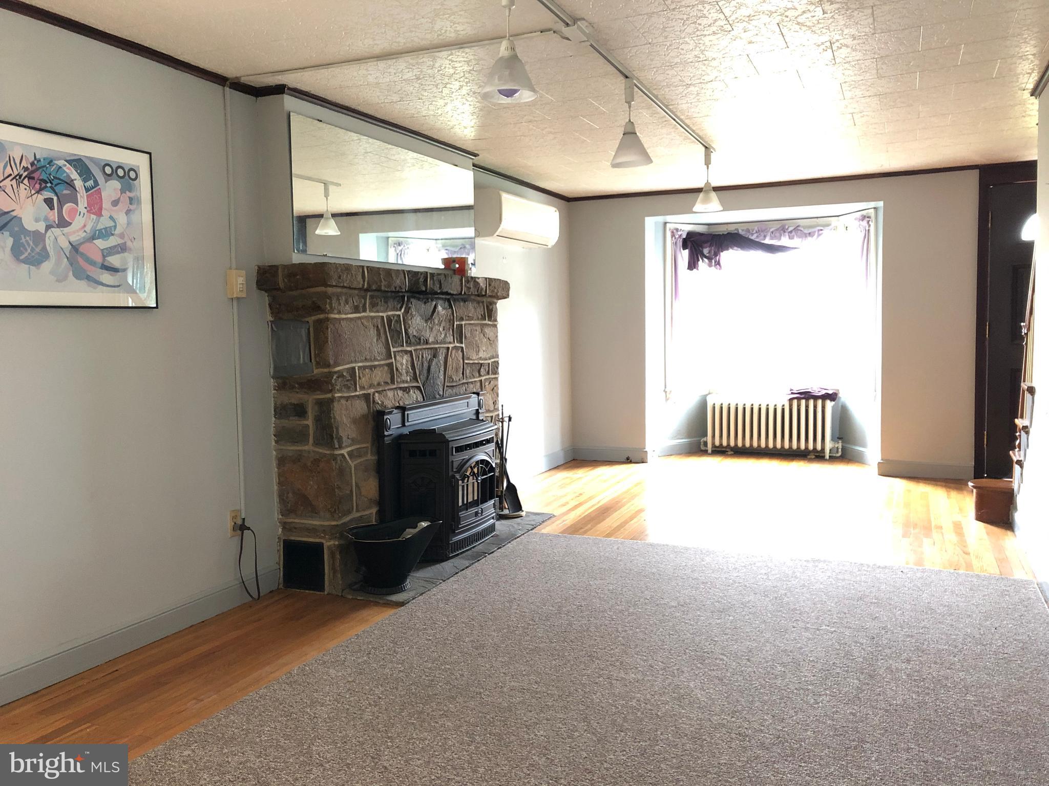 2122 Bernville Road Reading, PA 19601 - Photo 6 of 17