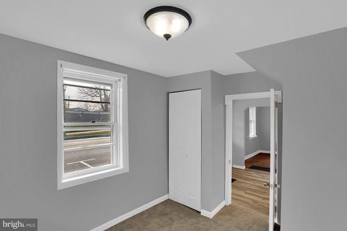 6076 Linglestown Road Harrisburg, PA 17112 - Photo 12 of 16 1st floor bedroom (small)