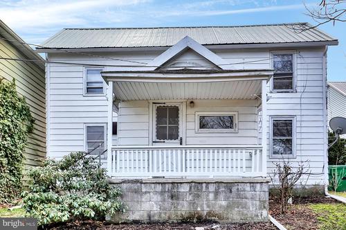 6076 Linglestown Road Harrisburg, PA 17112 - Photo 5 of 16 rear of house