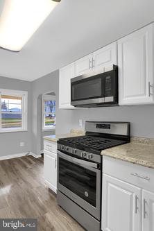 6076 Linglestown Road Harrisburg, PA 17112 - Photo 8 of 16 kitchen