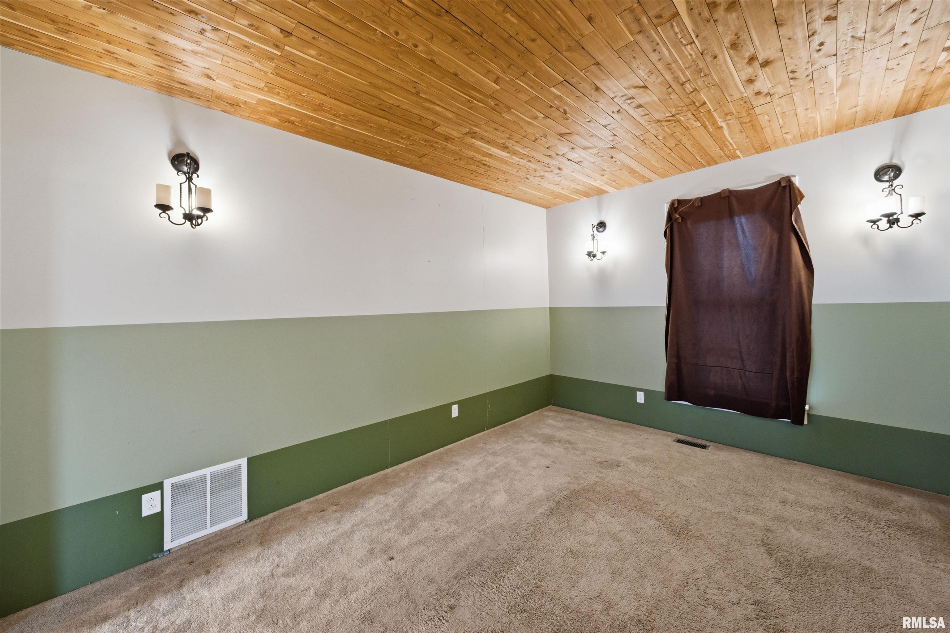 412 West Maple Street Canton, IL 61520 - Photo 12 of 27