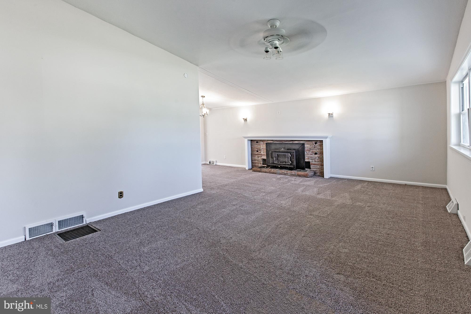 8 Cassandra Road Newark, DE 19702 - Photo 2 of 34 Gallery Image 2