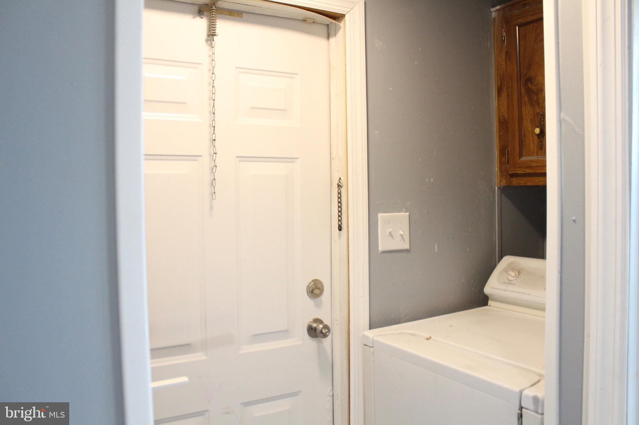 115 Santilli Road Landenberg, PA 19350 - Photo 12 of 15 Functional laundry nook entryway.