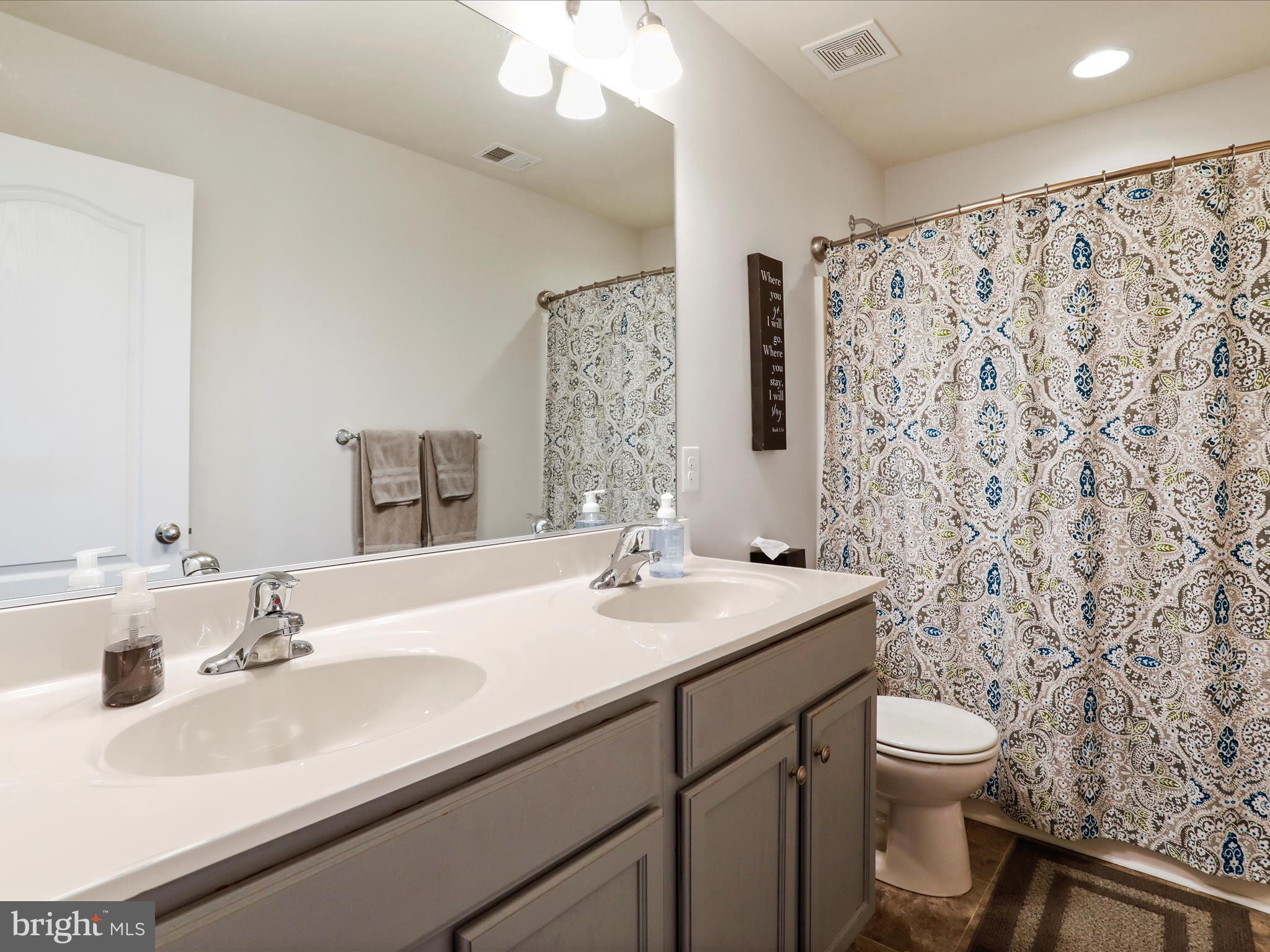 1241 North Fairfax Boulevard Ranson, WV 25438 - Photo 38 of 57 Hall bath